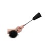 ESPANADOR DE PLUMAS COM CHIBATA PRETO OUCH!